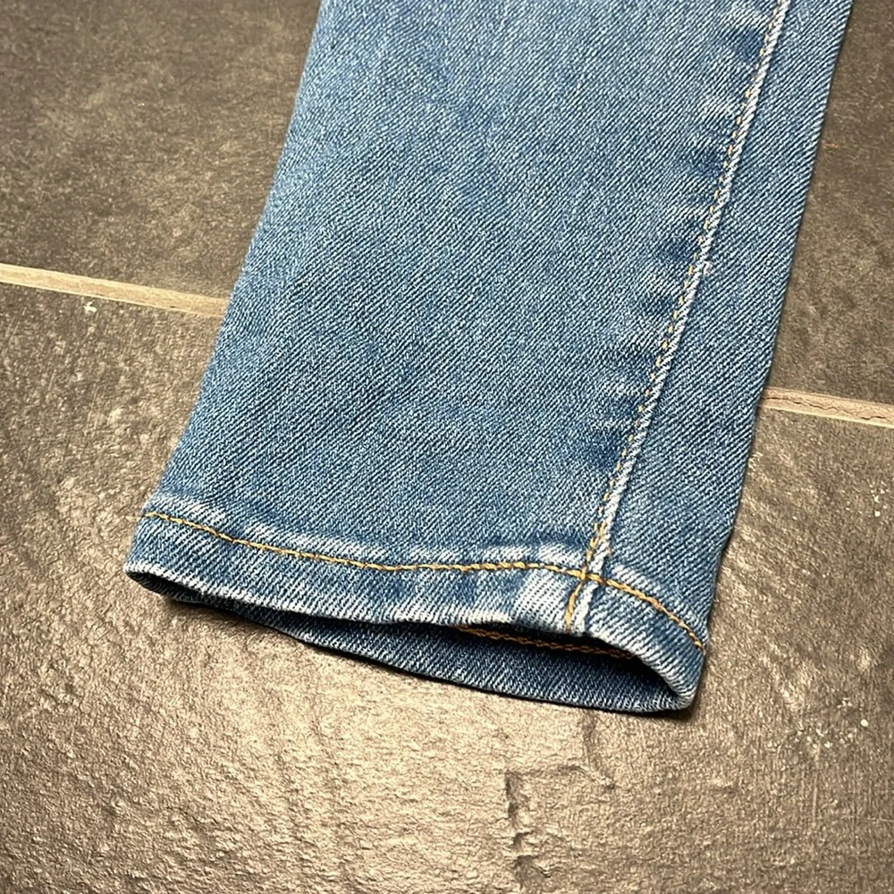 Gap Kids Girls Super Skinny Medium Wash Distressed Jeans - size 7